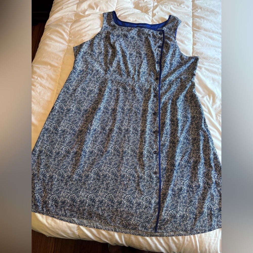 Blue Patterned Midi Dress with Contrast Trim
